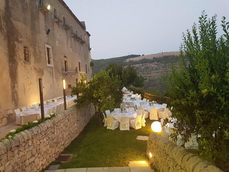 Antico Convento Dei Cappuccini Hotell Ragusa Exteriör bild