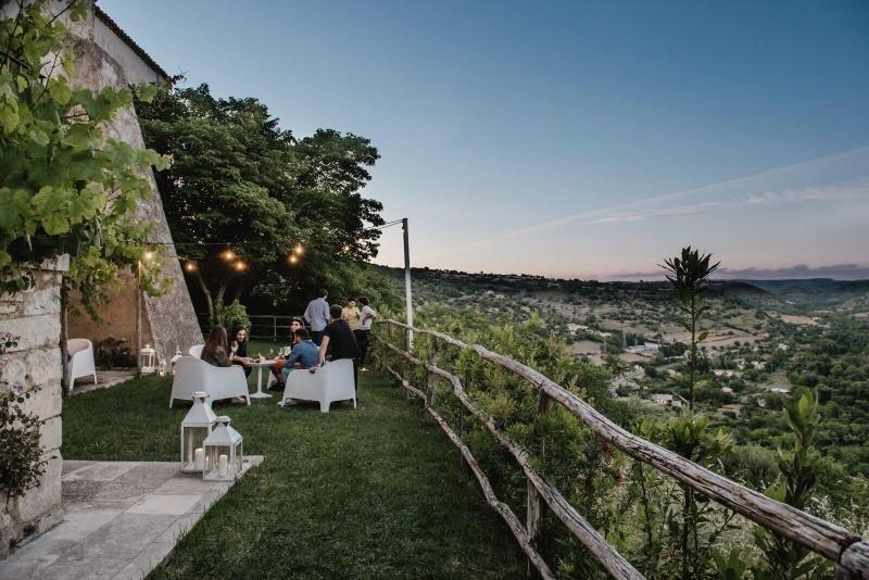 Antico Convento Dei Cappuccini Hotell Ragusa Exteriör bild